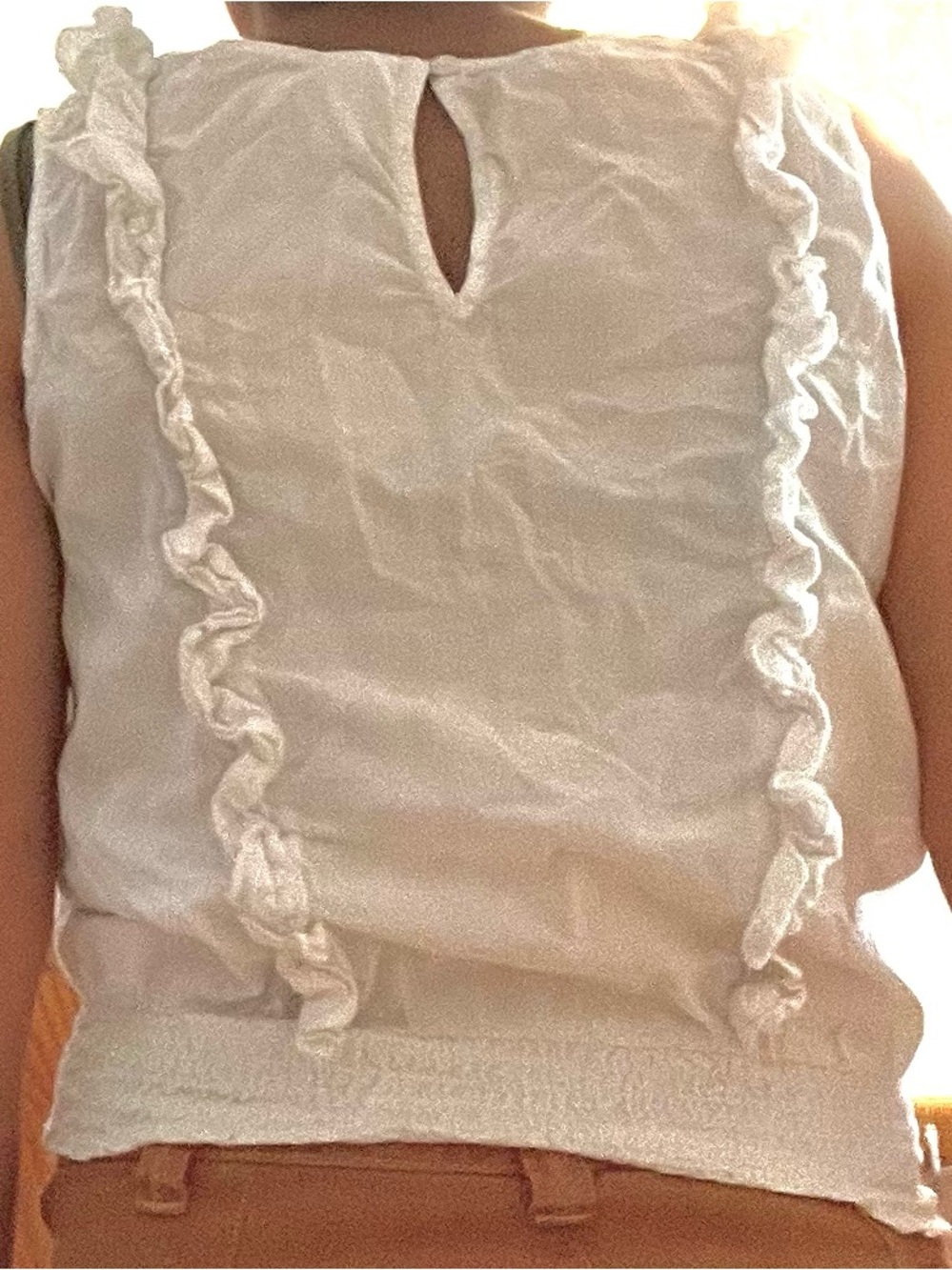 Women's 100% Cotton Size Medium White Eyelet Ruffle Sleeveless Top - Picture 2 of 8